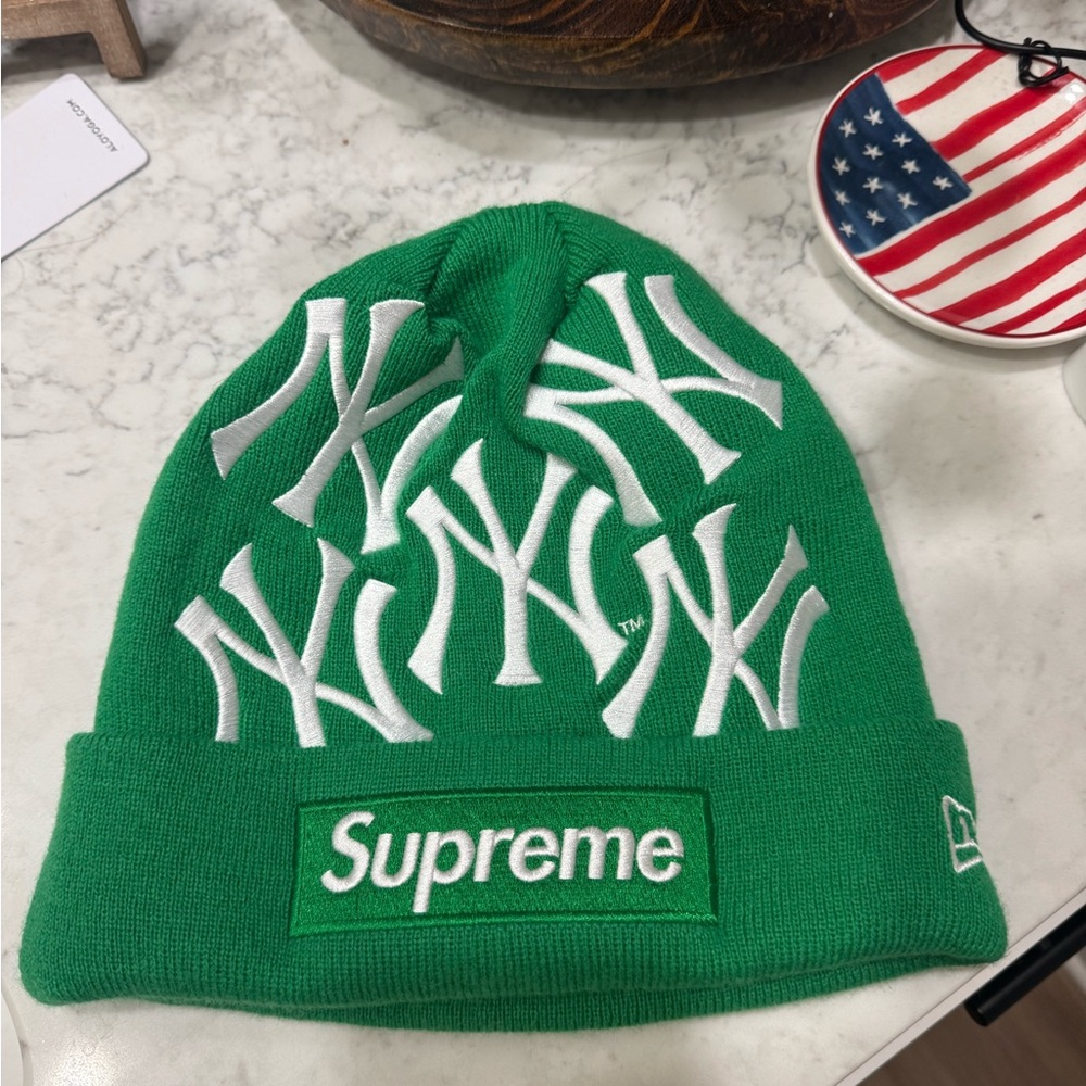 Supreme x New York Yankees x New Era Box Logo Beanie 'Green'
